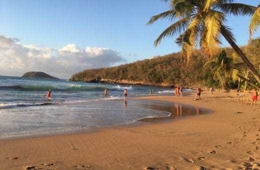 Voyage sur mesure en famille plage guadeloupe 