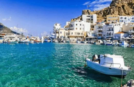 Voyage en Grèce port de Milos Cyclades